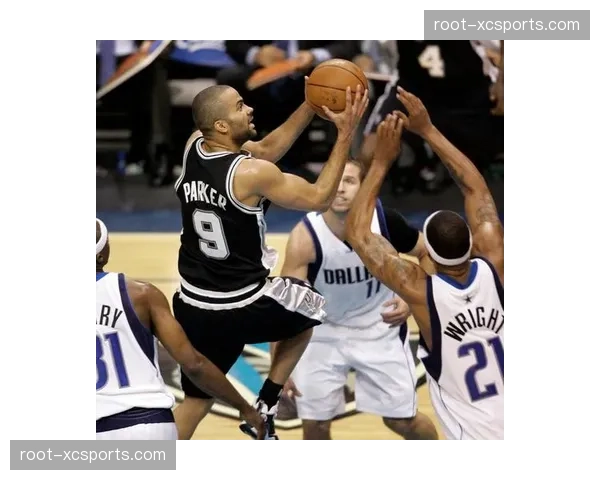 南京天之蓝11胜20负列第16 帕克杰克逊单场44分13助攻 南京天之蓝11胜20负列第16 帕克杰克逊单场44分13助攻